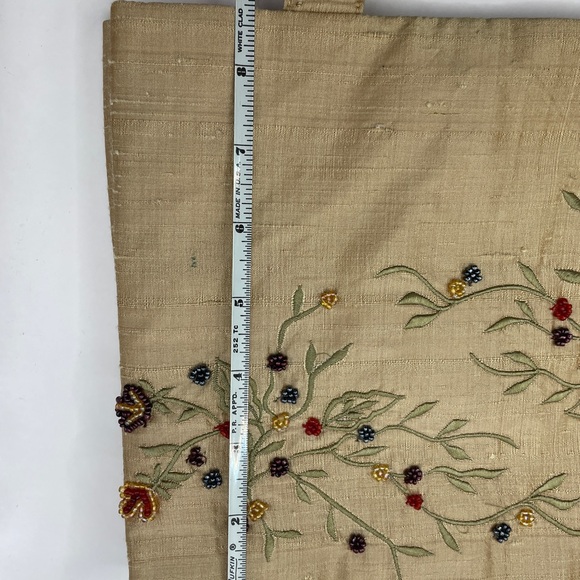 Moyna Tan Floral Embroidered Tote - Picture 10 of 14